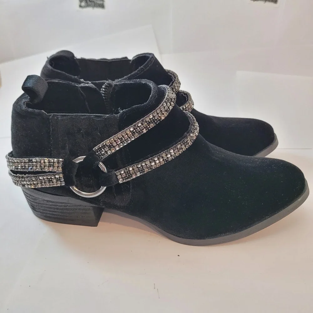 Not Rated Ankle Boots Women Black Velvet Rhinestone Strap‎ NRLB0332-001 Size 8.5
